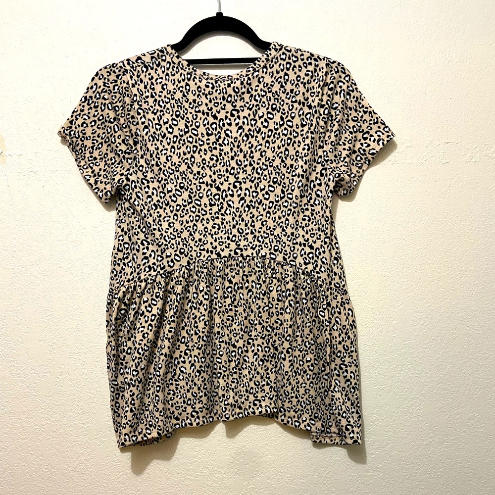 GAZE: Leopard Print T-Shirt